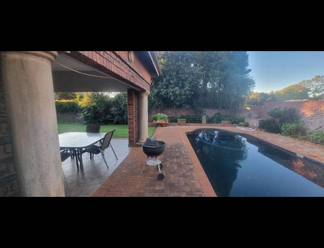 5 BEDROOM HOUSE FOR SALE IN ELDORAIGNE